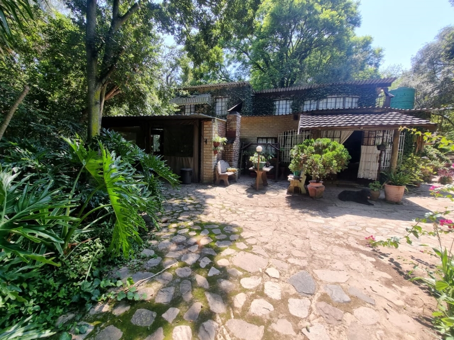 4 Bedroom Property for Sale in Buffelshoek AH North West